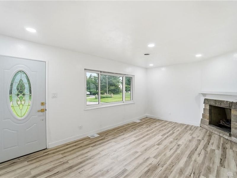 1228 Alta Vista Drive, Dayton, OH 45420 Photo 3