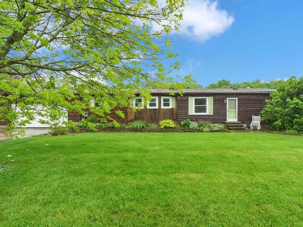 5100 Township Road 96 , Fredericktown, OH 43019
