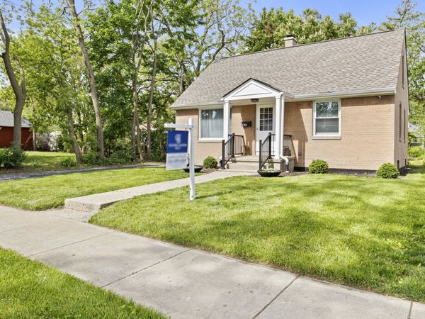 1012 Leith Avenue , Waukegan, IL 60085