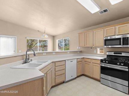 892 Valley Crest Drive, Carson City, NV 89705 Photo