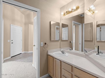 892 Valley Crest Drive, Carson City, NV 89705 Photo