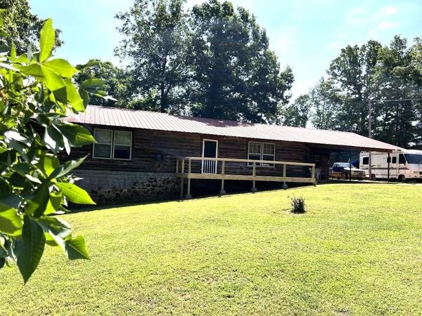2731 Holmes Road , Mountain View, AR 72560