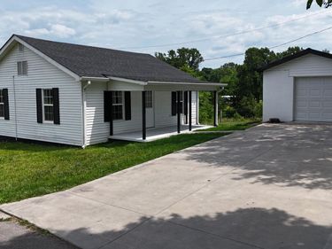 8276 KY-1247 , Science Hill, KY 42553