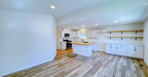5840 Eureka Ln #83, Sacramento, CA 95842 Photo