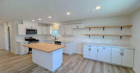 5840 Eureka Ln #83, Sacramento, CA 95842 Photo