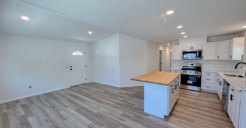 5840 Eureka Ln #83, Sacramento, CA 95842 Photo