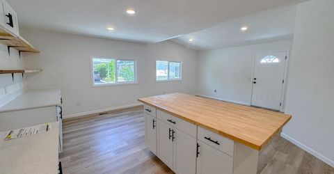 5840 Eureka Ln #83, Sacramento, CA 95842 Photo