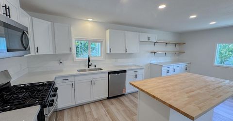 5840 Eureka Ln #83, Sacramento, CA 95842 Photo