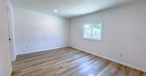 5840 Eureka Ln #83, Sacramento, CA 95842 Photo