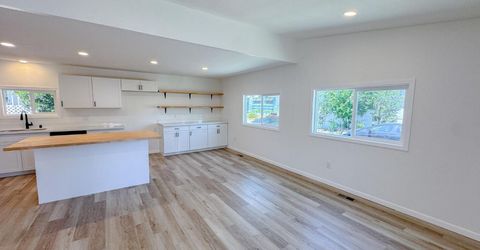 5840 Eureka Ln #83, Sacramento, CA 95842 Photo
