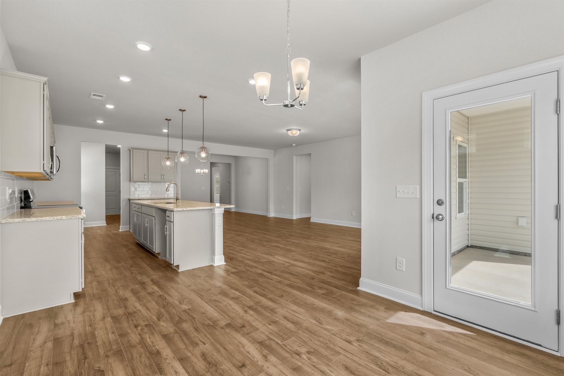 156 Furnies Place Photo 16