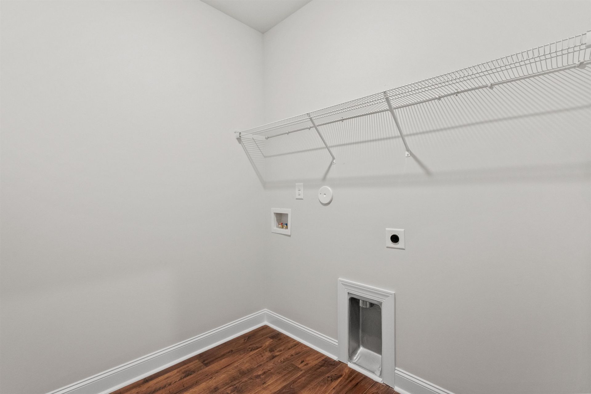 156 Furnies Place Photo 22
