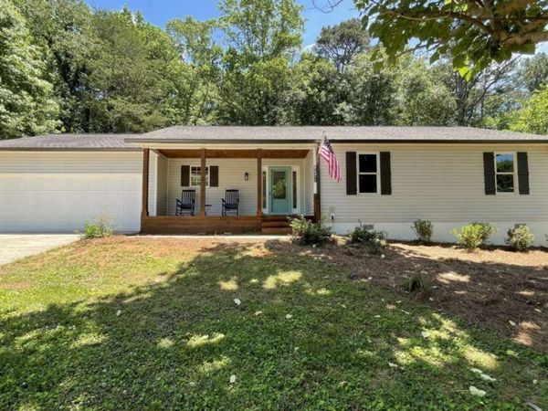 6411 Narramore Way, Lula, GA 30554
