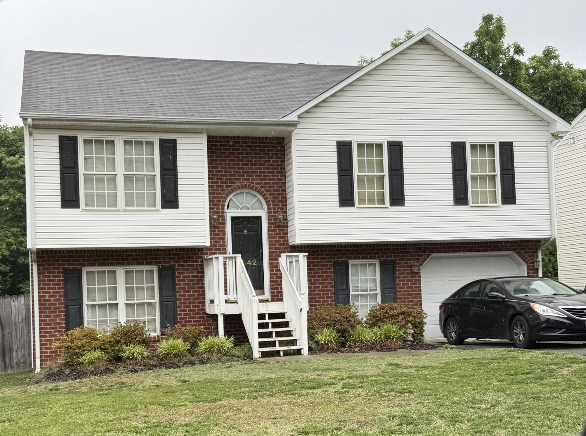 4842 Horseman Dr Ne, Roanoke, VA 24019 Main Photo