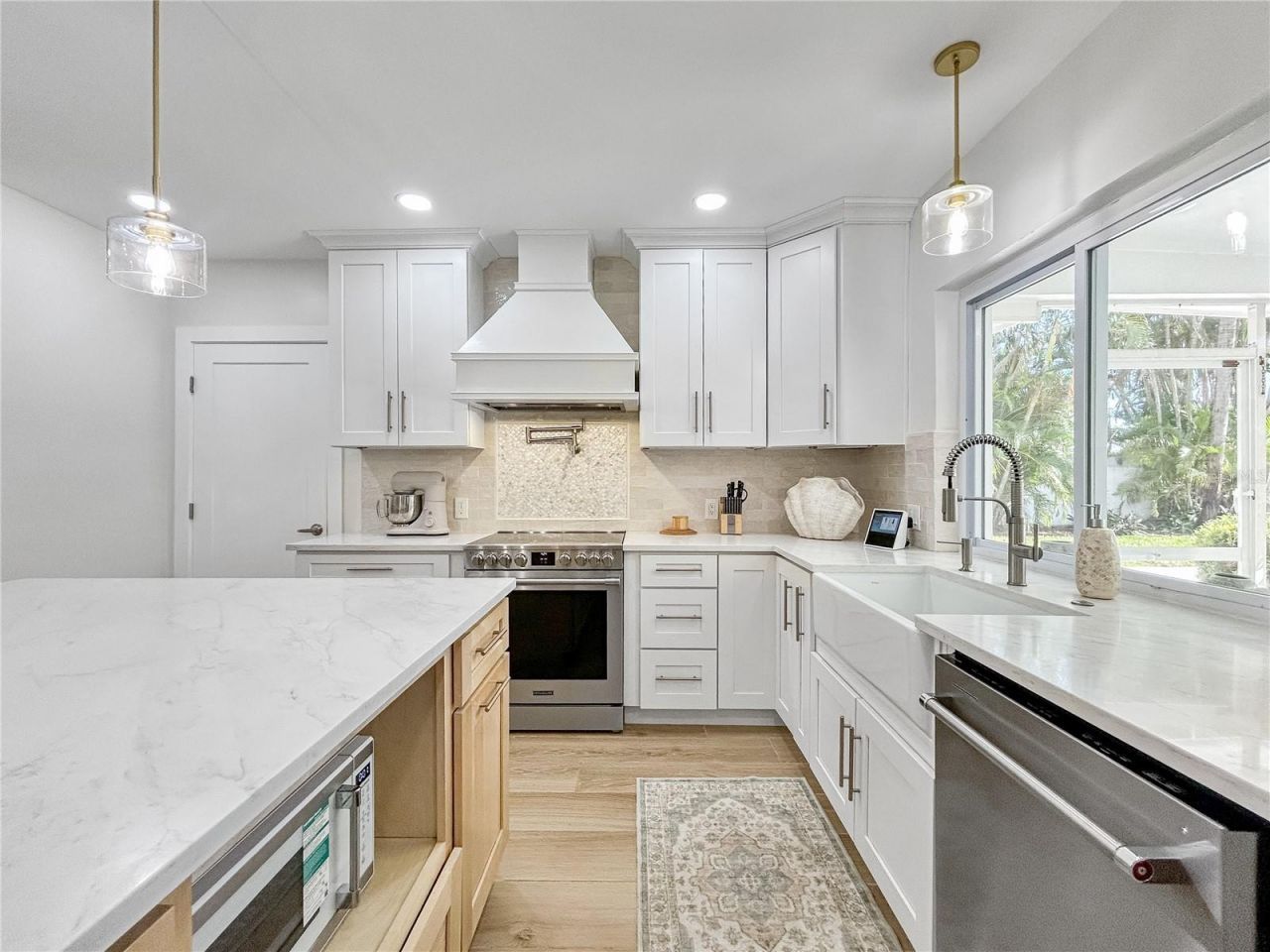 5853 Leeland Street S, Saint Petersburg, FL 33715 Photo