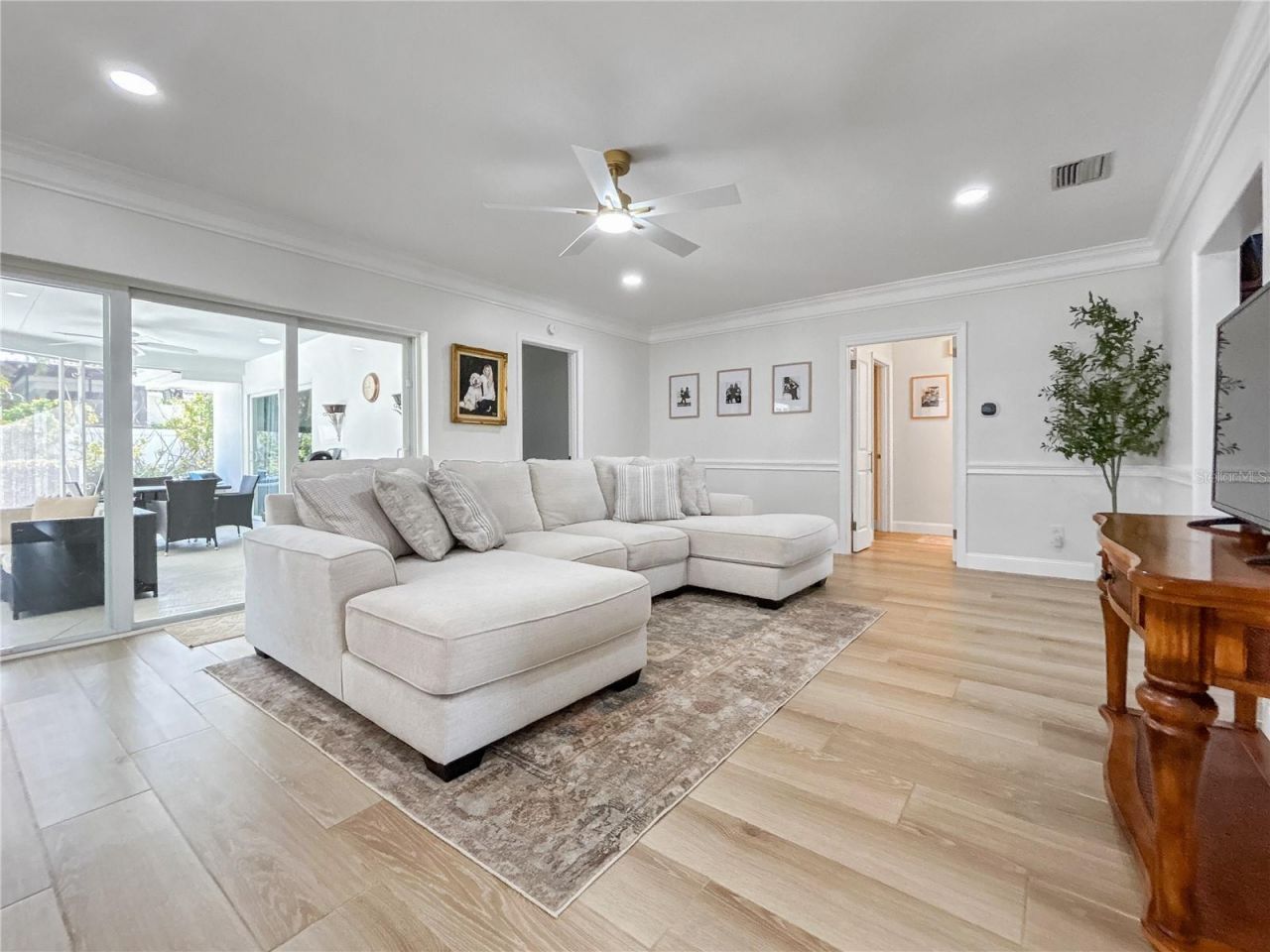 5853 Leeland Street S, Saint Petersburg, FL 33715 Photo