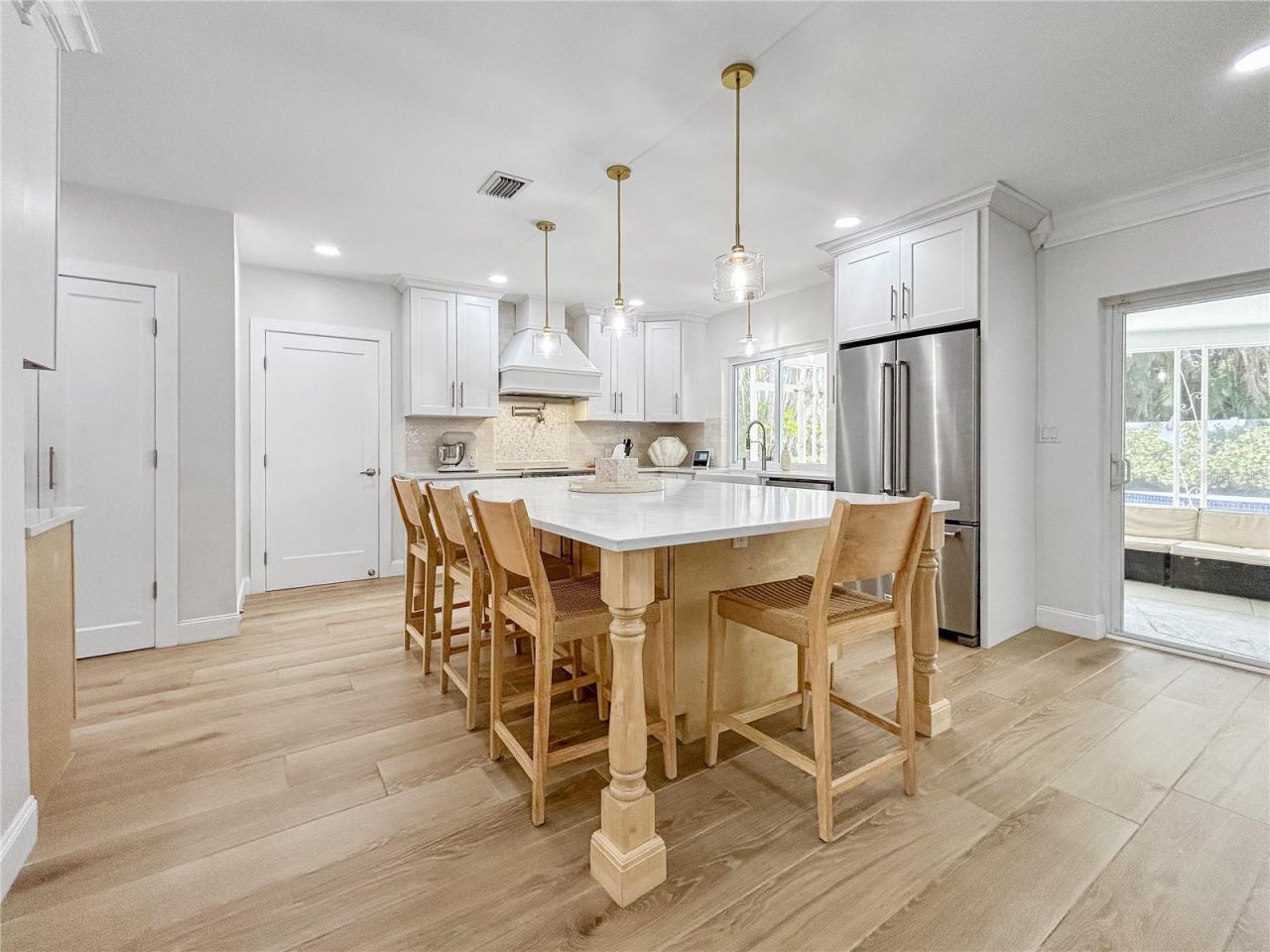 5853 Leeland Street S, Saint Petersburg, FL 33715 Photo
