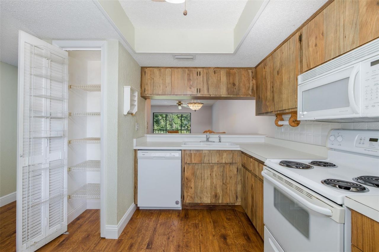 130 Nancy Drive, Unit 66, Oldsmar, FL 34677 Photo