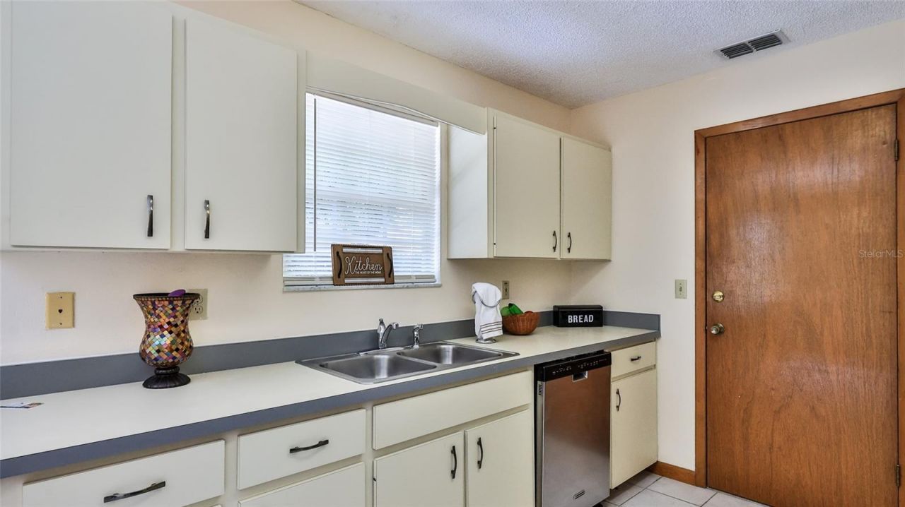 3103 Juniper Drive , Edgewater, FL 32141 Photo