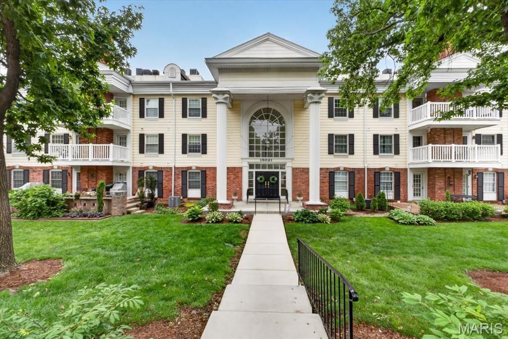 15021 Claymoor Court , Unit 9, Chesterfield, MO 63017 Main Photo