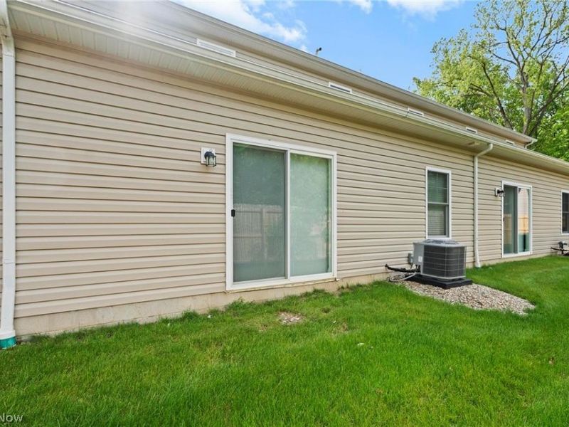 666 Treadway Boulevard, Sheffield Lake, OH 44054 Photo 30