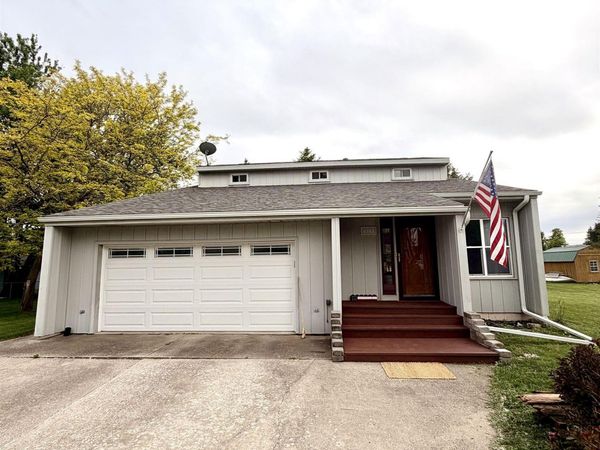 2323 21st Street SW, Mason City, IA 50401