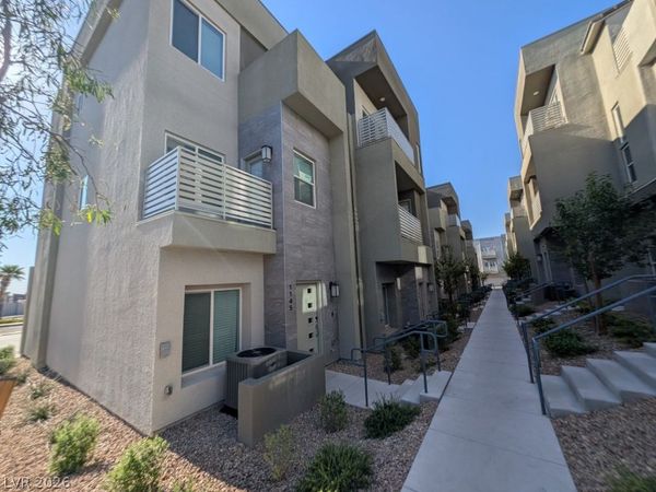 1151 Blossom Point Street , Las Vegas, NV 89135