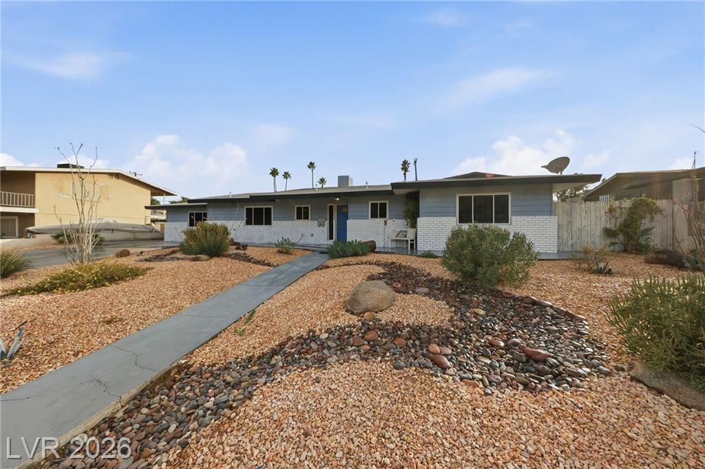 1631 Ottawa Drive, Las Vegas, NV 89169 Main Photo