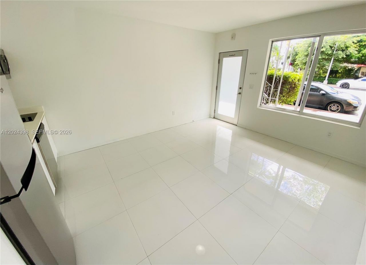 801 15th St , Unit 102, Miami Beach, FL 33139 Photo