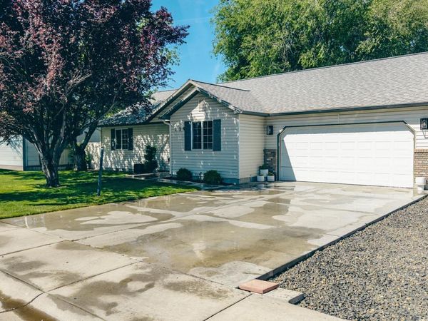 119 Silver Sage Pl, Homedale, ID 83628