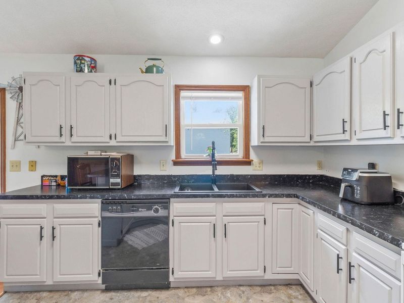 214 N Lincoln Street, Christiansburg, OH 45389 Photo 15
