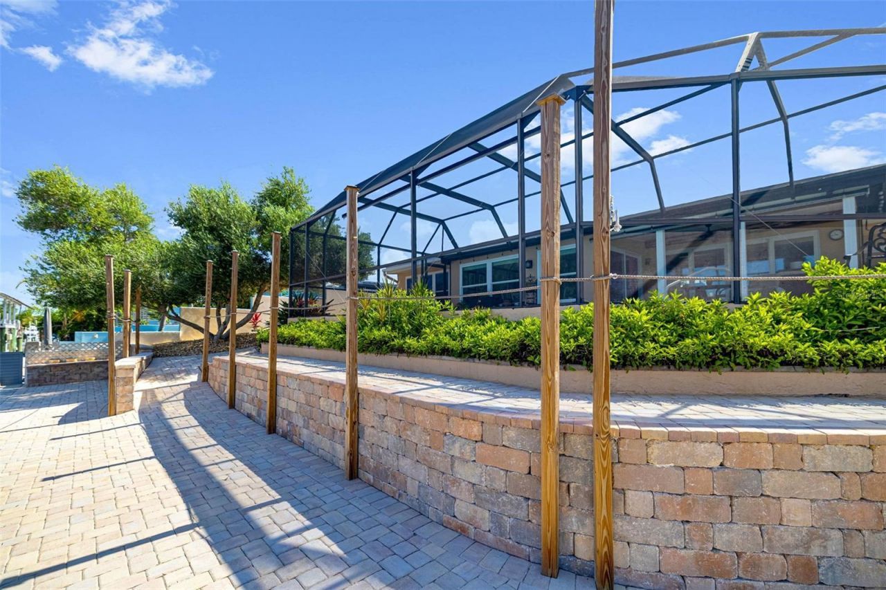 302 Bryn Mawr Island, Bradenton, FL 34207 Photo