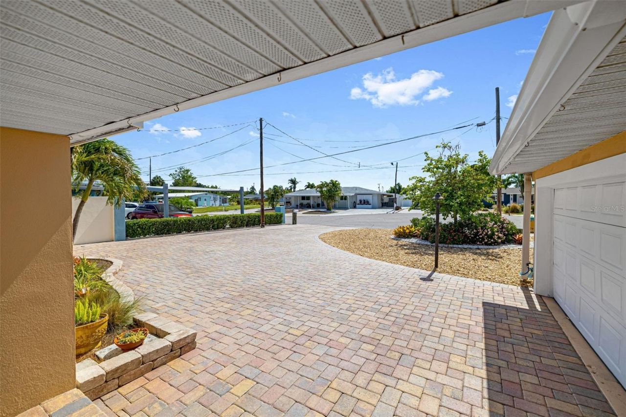 302 Bryn Mawr Island, Bradenton, FL 34207 Photo