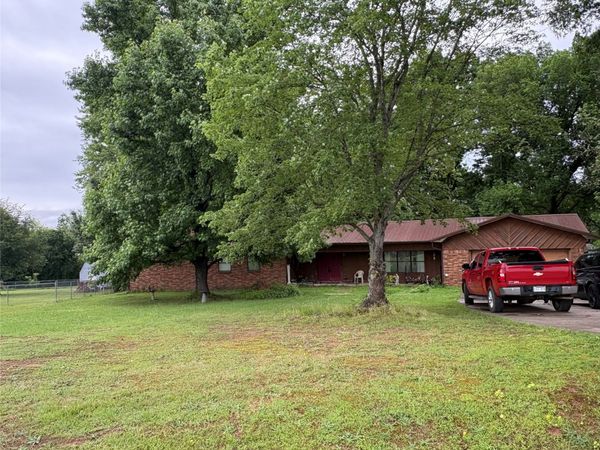 207 Ford Lane , Pocola, OK 74902