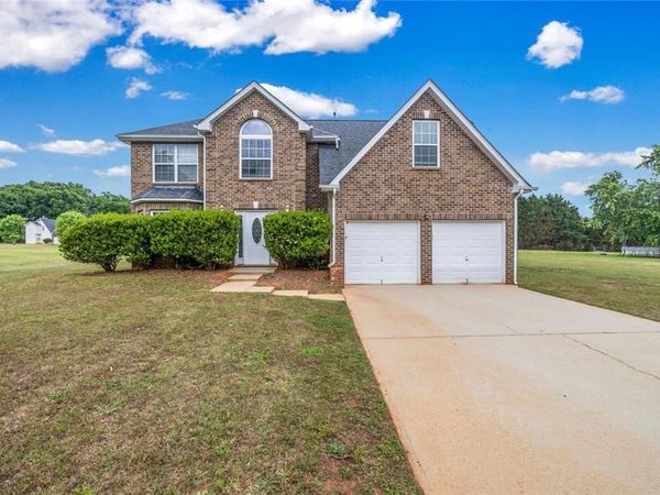 109 Kentucky Way , Mcdonough, GA 30252