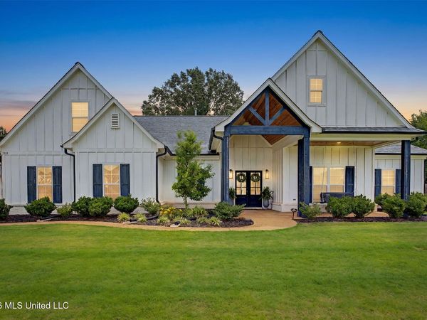 3142 Grayson Creek Drive, Southaven, MS 38672