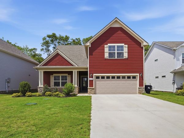 2407 Fig Dr, Murfreesboro, TN 37127