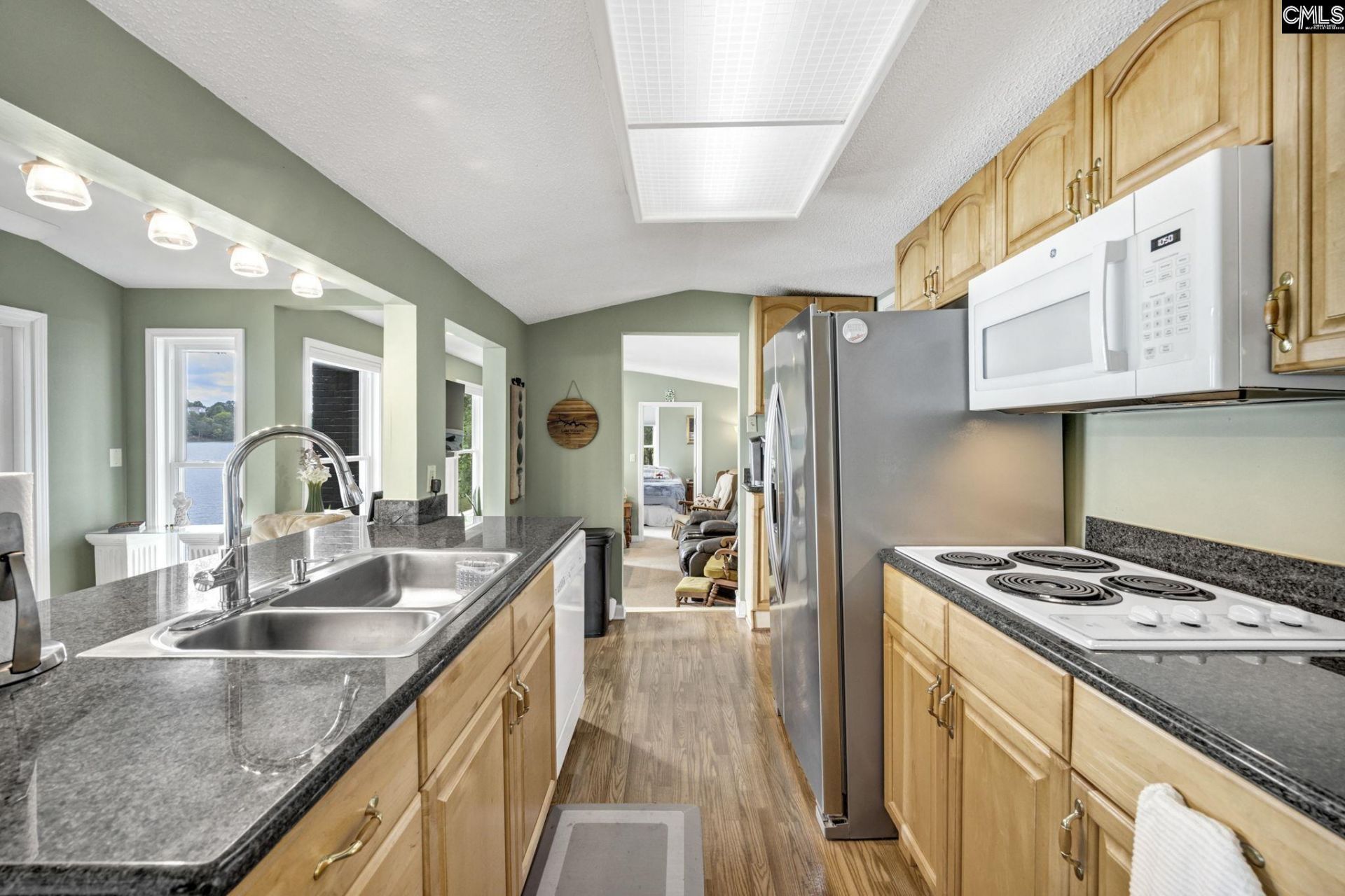 571 Shangri La Drive Photo 16