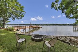 571 Shangri La Drive photo 4
