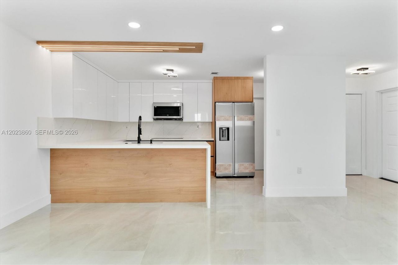 7860 NW 12th St , Pembroke Pines, FL 33024 Photo
