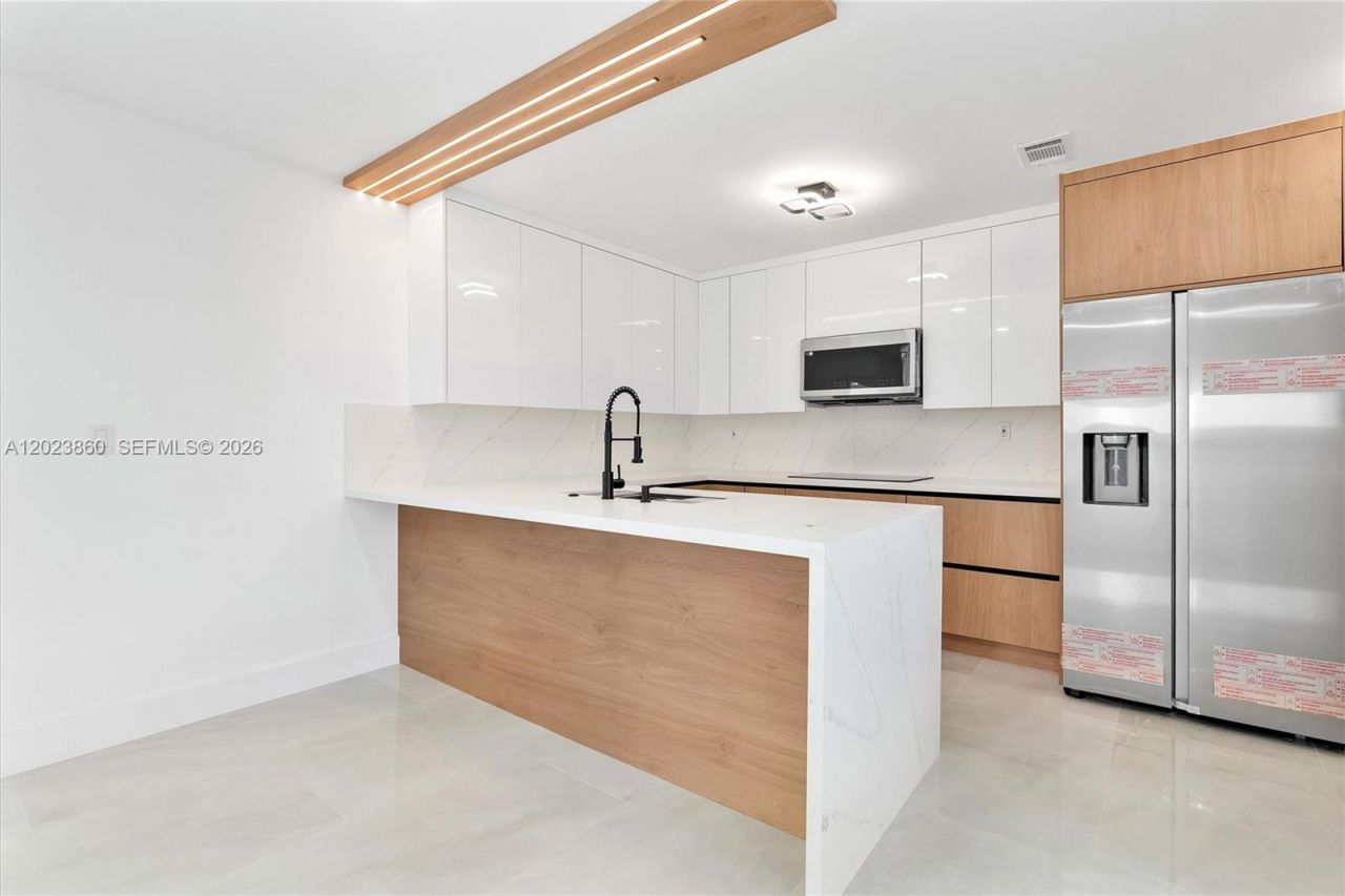 7860 NW 12th St , Pembroke Pines, FL 33024 Photo