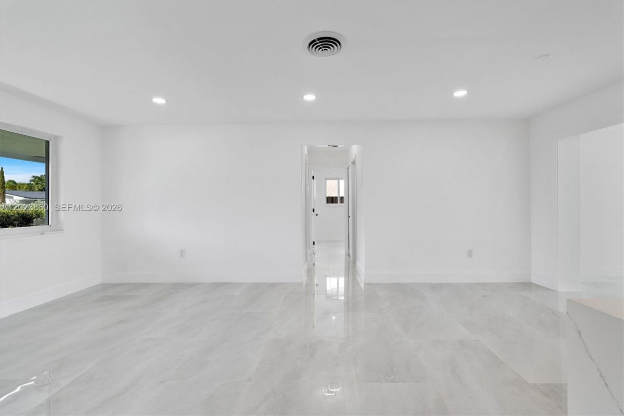 7860 NW 12th St , Pembroke Pines, FL 33024 Photo