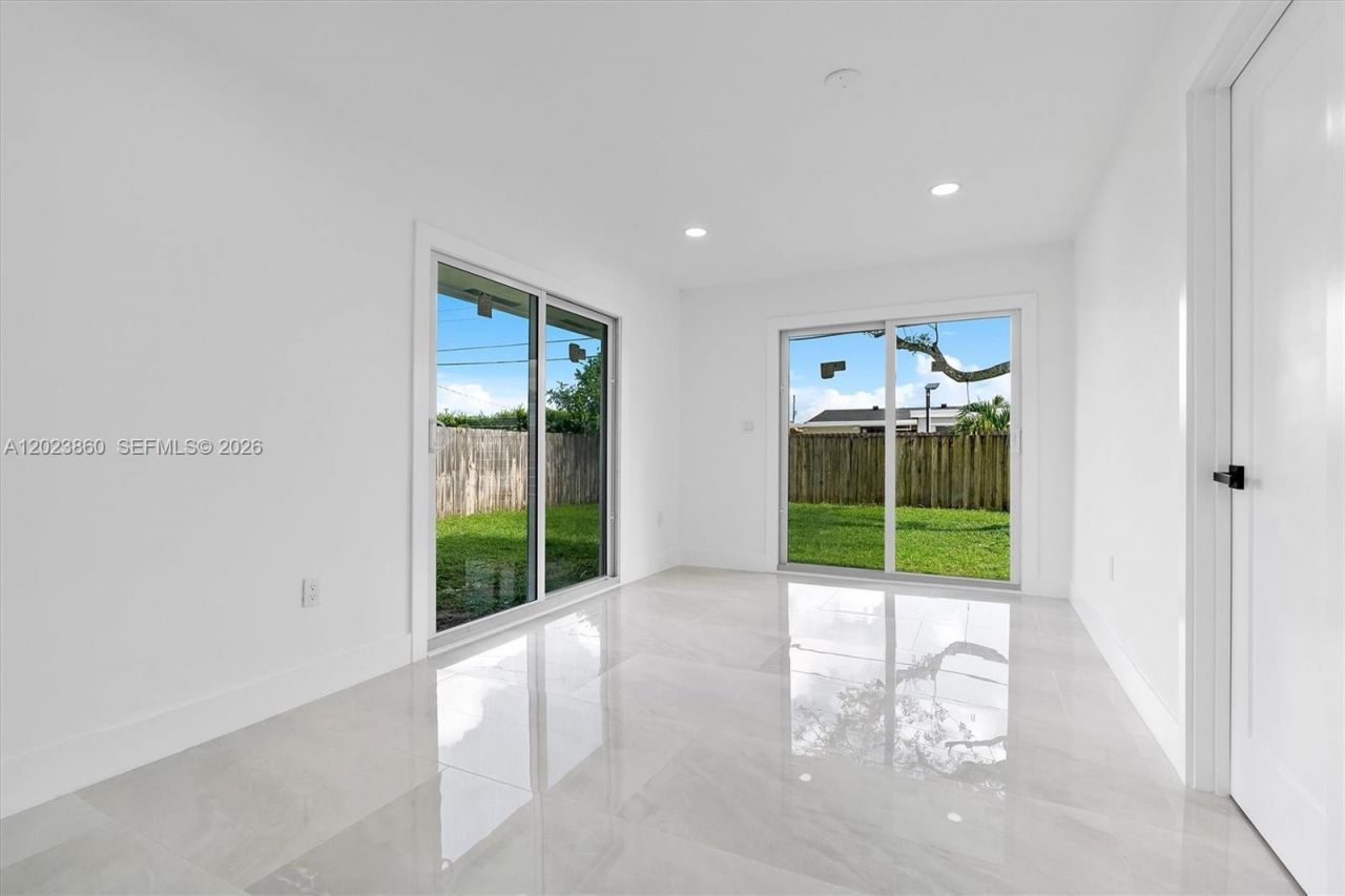 7860 NW 12th St , Pembroke Pines, FL 33024 Photo