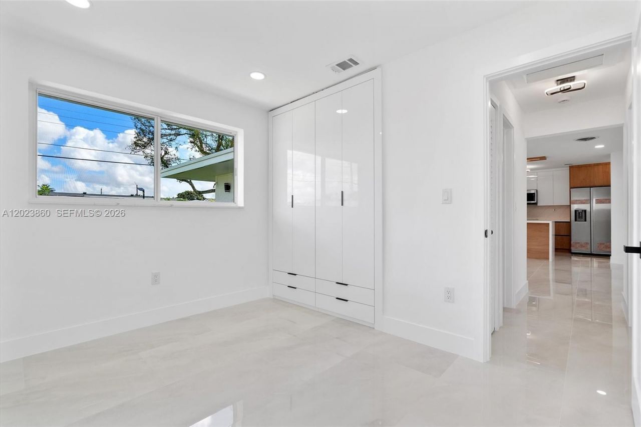 7860 NW 12th St , Pembroke Pines, FL 33024 Photo