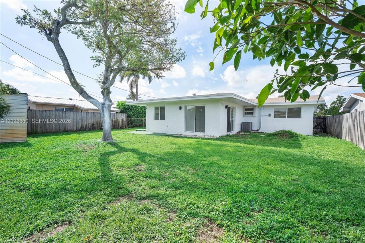 7860 NW 12th St , Pembroke Pines, FL 33024 Photo