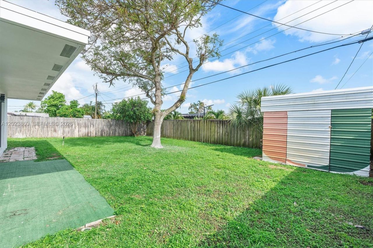 7860 NW 12th St , Pembroke Pines, FL 33024 Photo