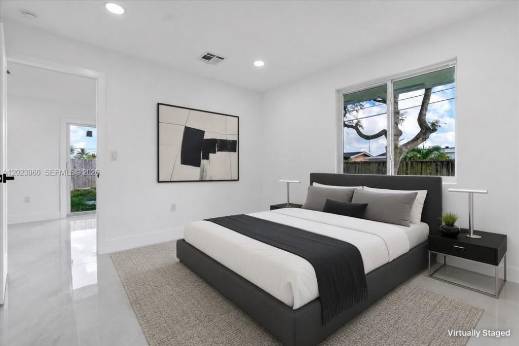 7860 NW 12th St , Pembroke Pines, FL 33024 Photo