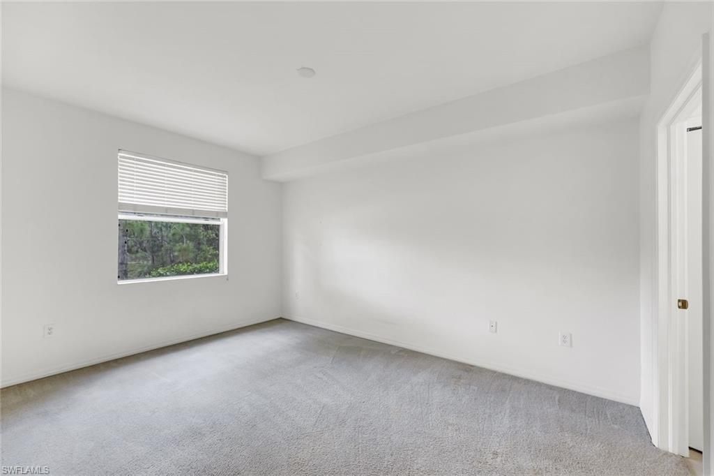 432 Valerie Way, Unit 102, Naples, FL 34104 Photo
