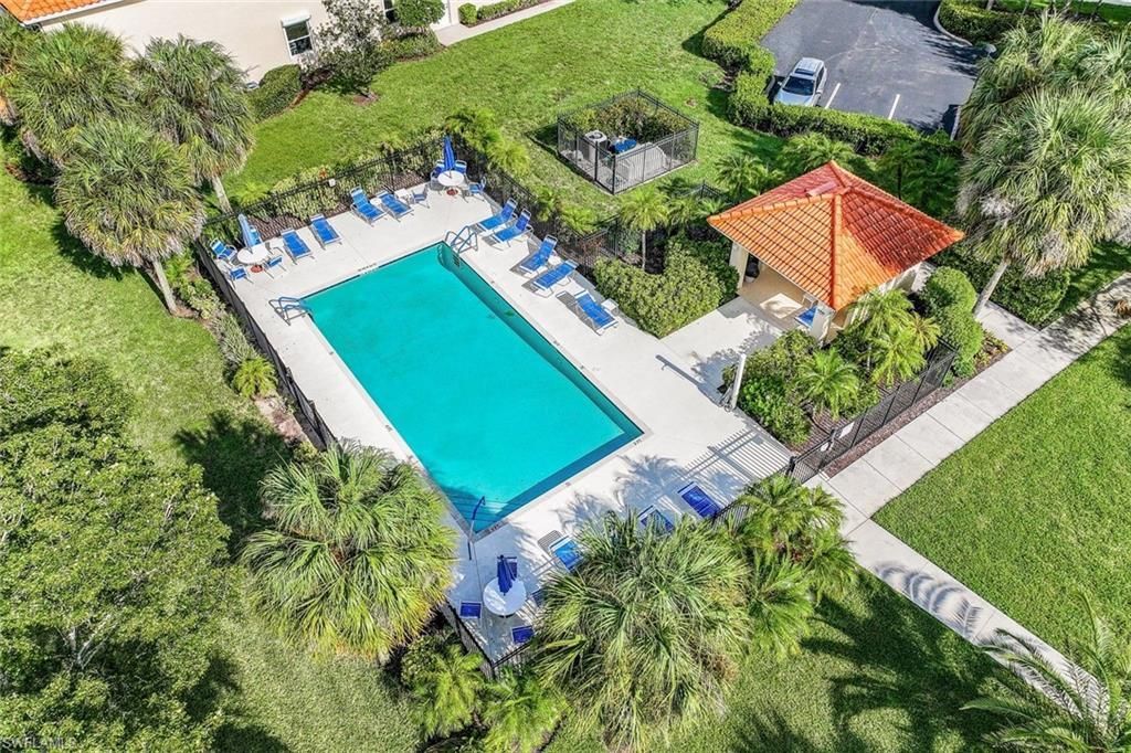 432 Valerie Way, Unit 102, Naples, FL 34104 Photo