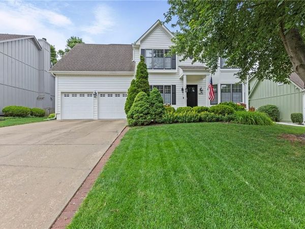 14001 W 114th Terrace, Olathe, KS 66215